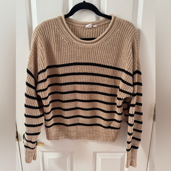GAP Sweaters - GAP Women's Striped Beige and Black Sweater